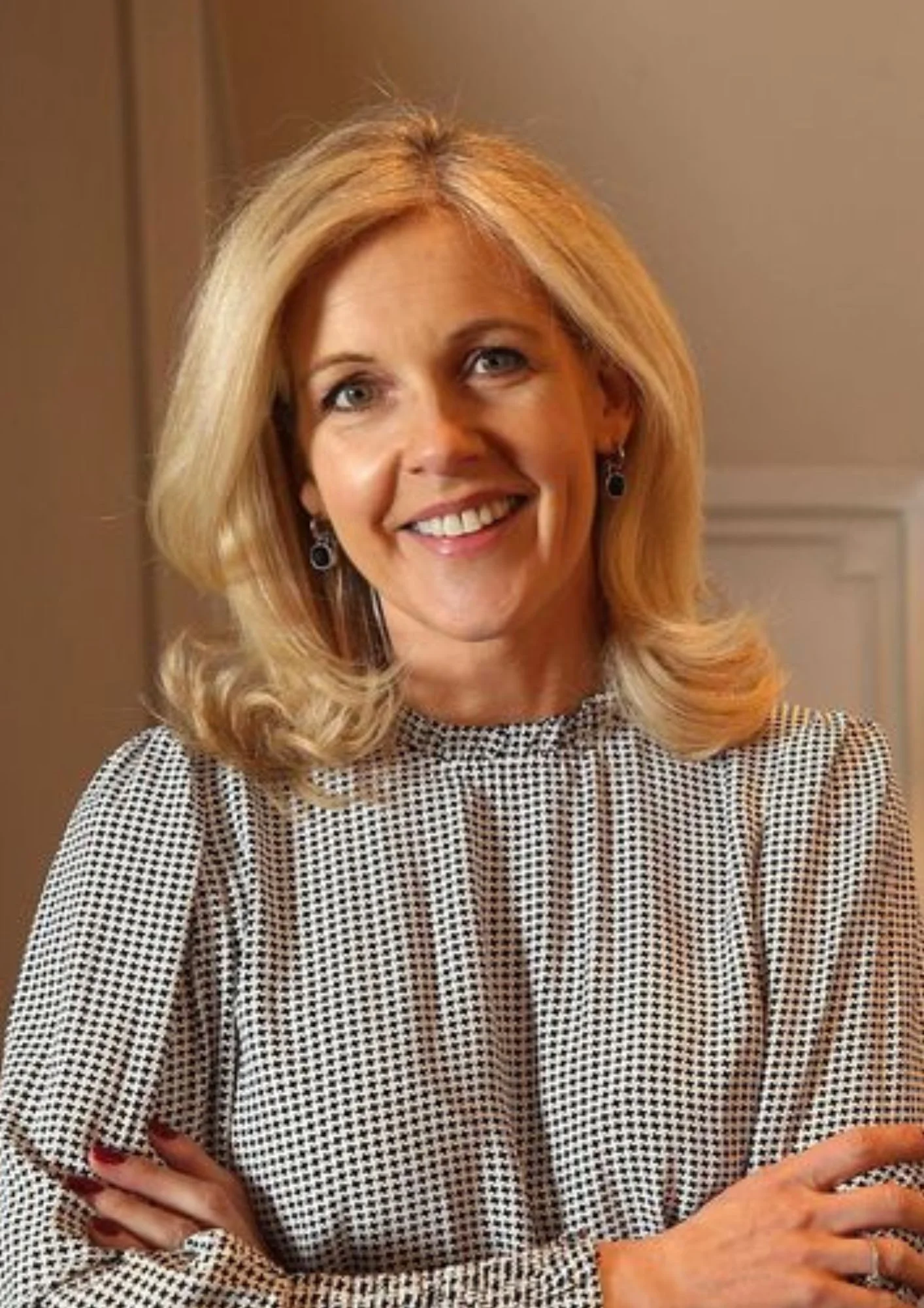 Professional speaker addressing a corporate event