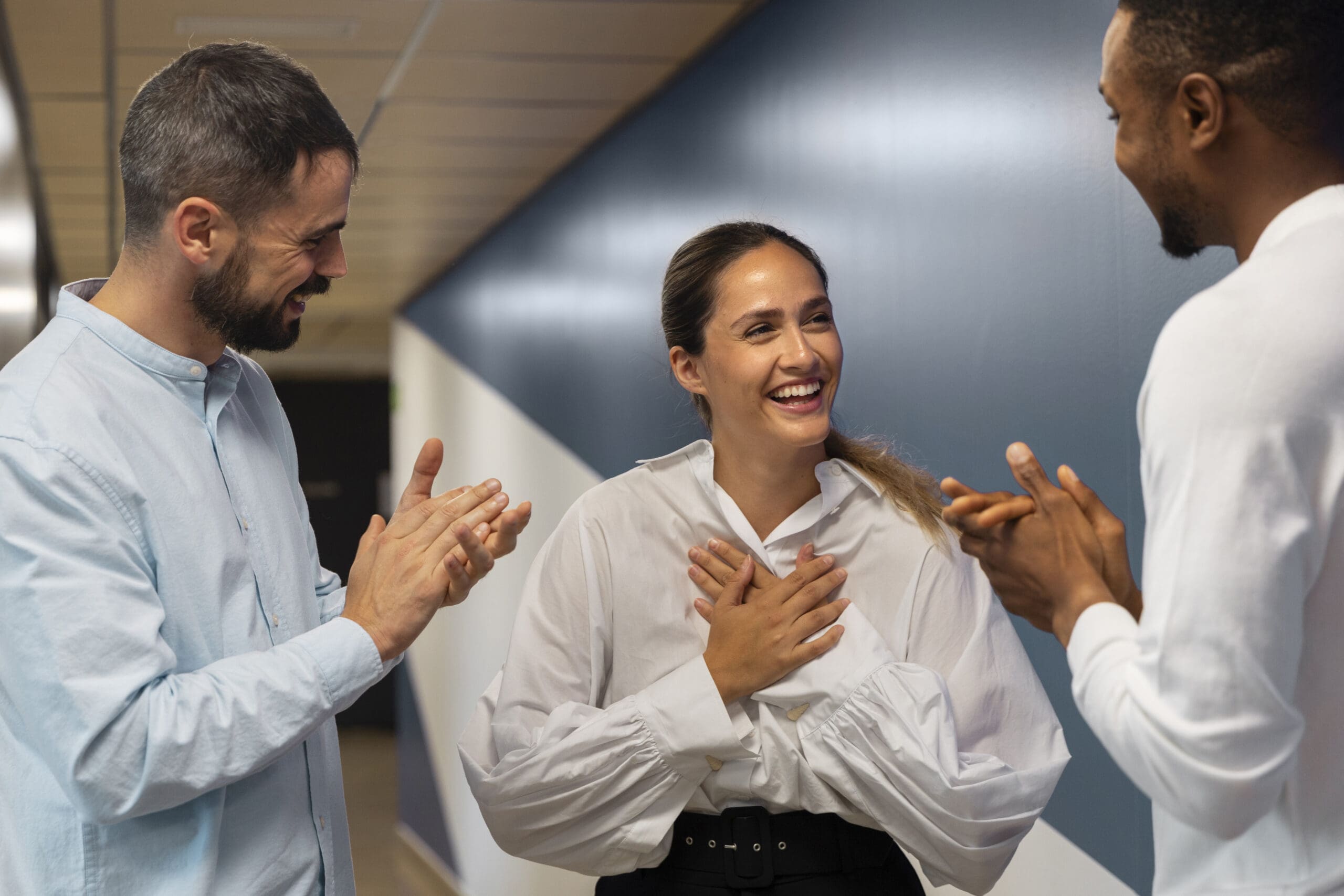 Powerful Body Language Techniques to Instantly Boost Your Confidence