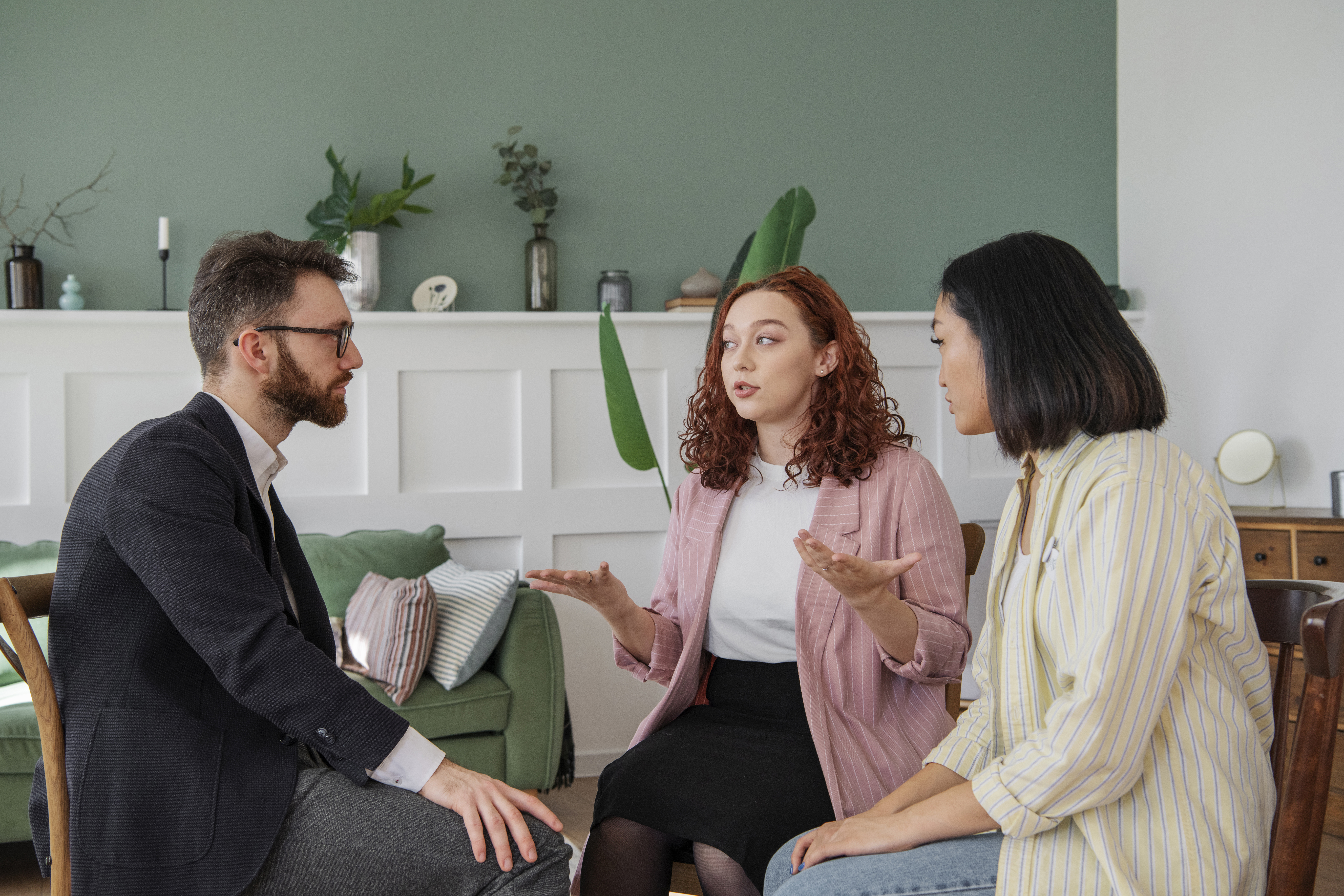 How Non-Verbal Communication Builds True Confidence