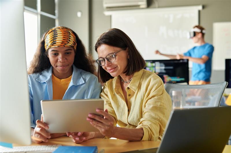 Microlearning: Big Benefits in Small, Focused Lessons